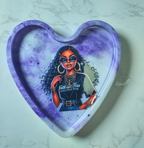 Heart-shaped resin coaster with personalized image and decorative finish