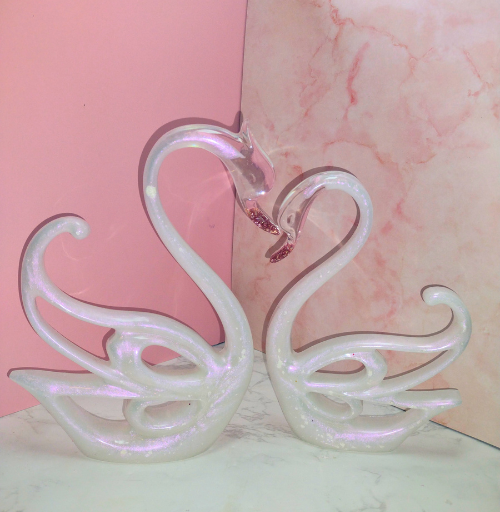 Handmade Resin Swan Set | Love Swan Home Decor